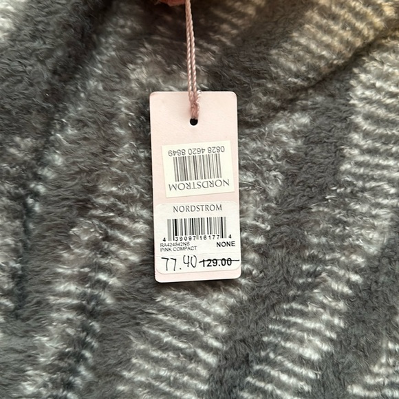 Pink Velvet Rachel Parcell Clutch - Picture 5 of 5